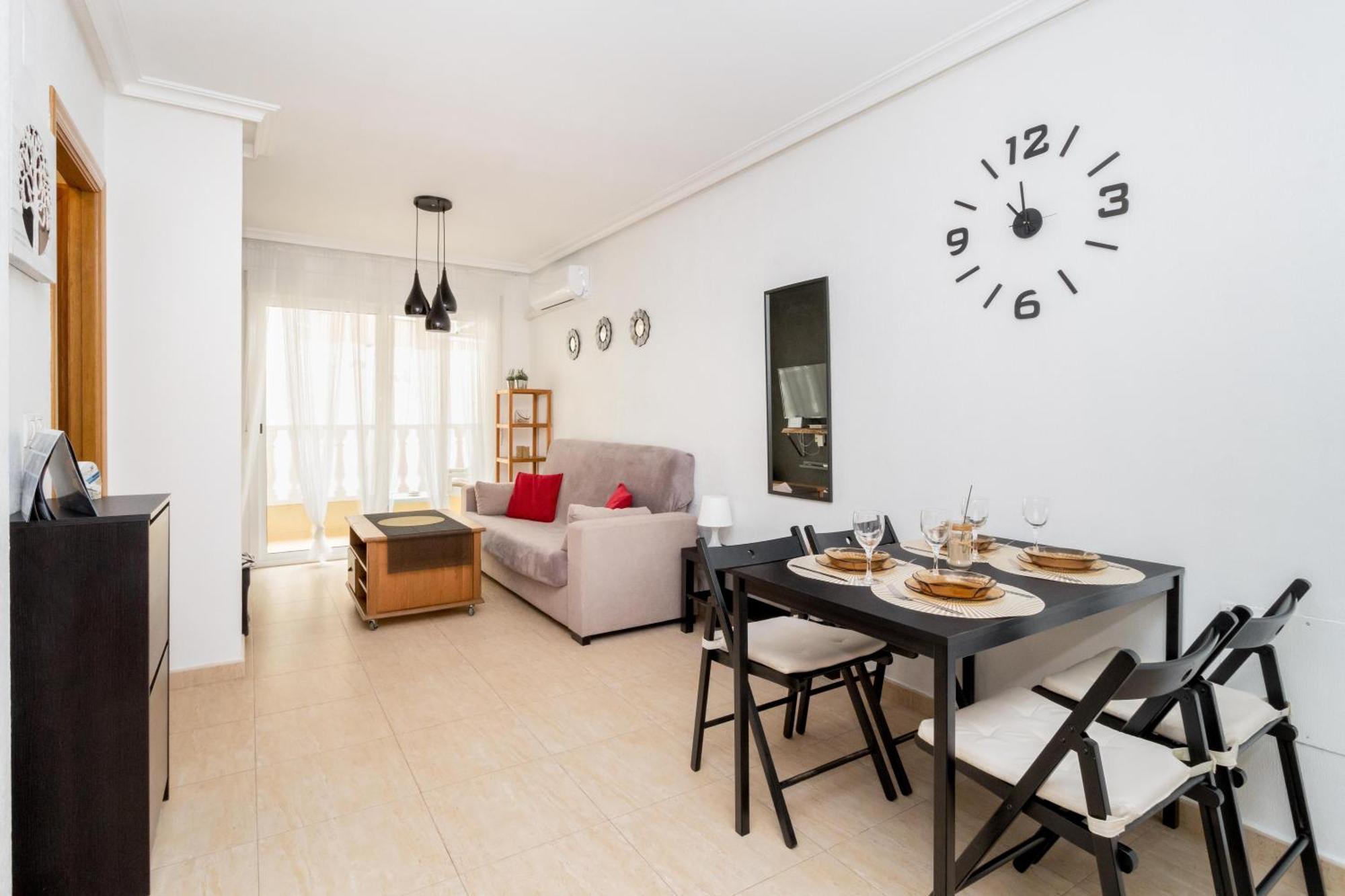 Relax Apartment Торевиеха Екстериор снимка